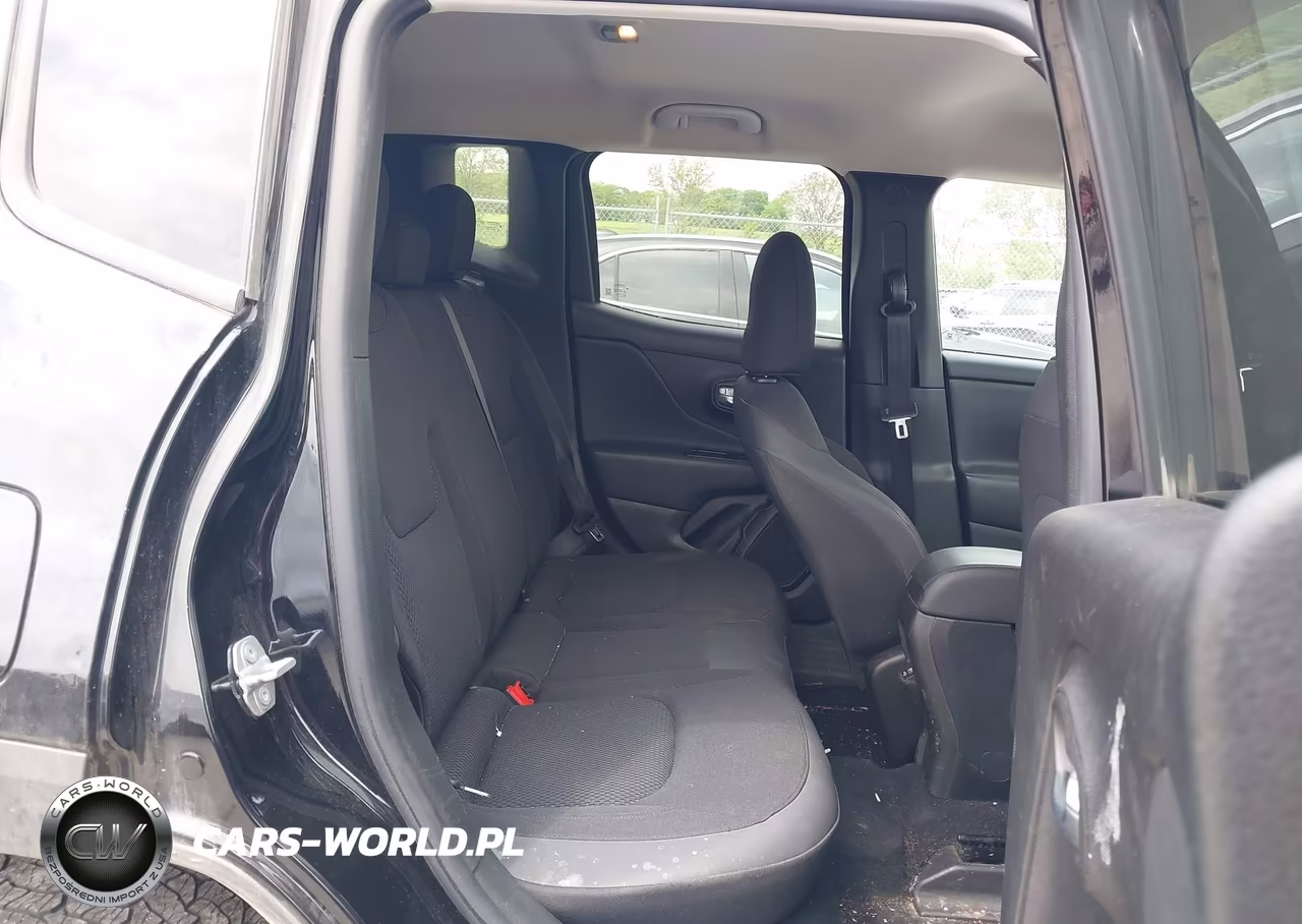 2020 Jeep Renegade Altitude 4X4 VIN:ZACNJBBBXLPL14201 - 8