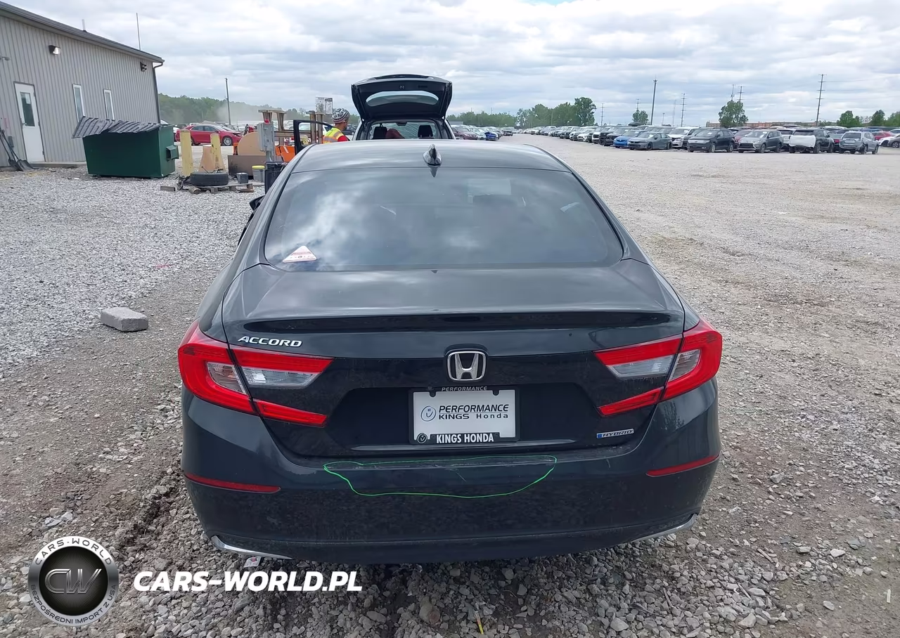 2018 Honda Accord Hybrid VIN:1HGCV3F18JA006142 - 16