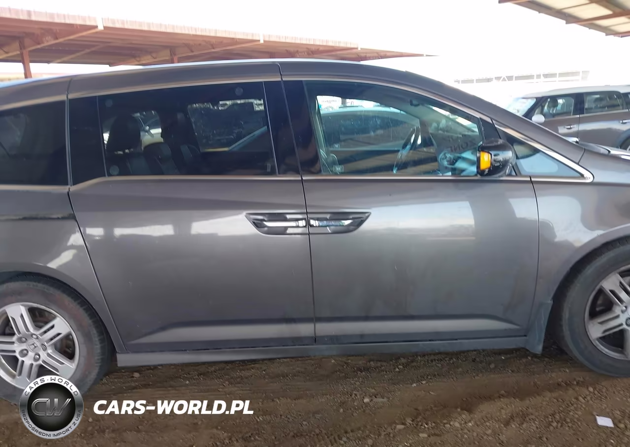 2011 Honda Odyssey Touring-Touring Elite VIN:5FNRL5H92BB095227 - 13