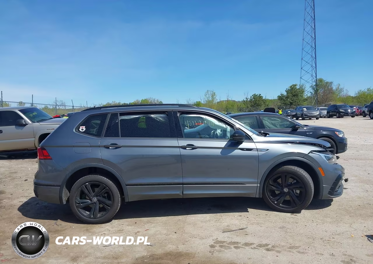 2024 Volkswagen Tiguan 2.0T Se R-Line Black VIN:3VV8B7AX0RM208537 - 13