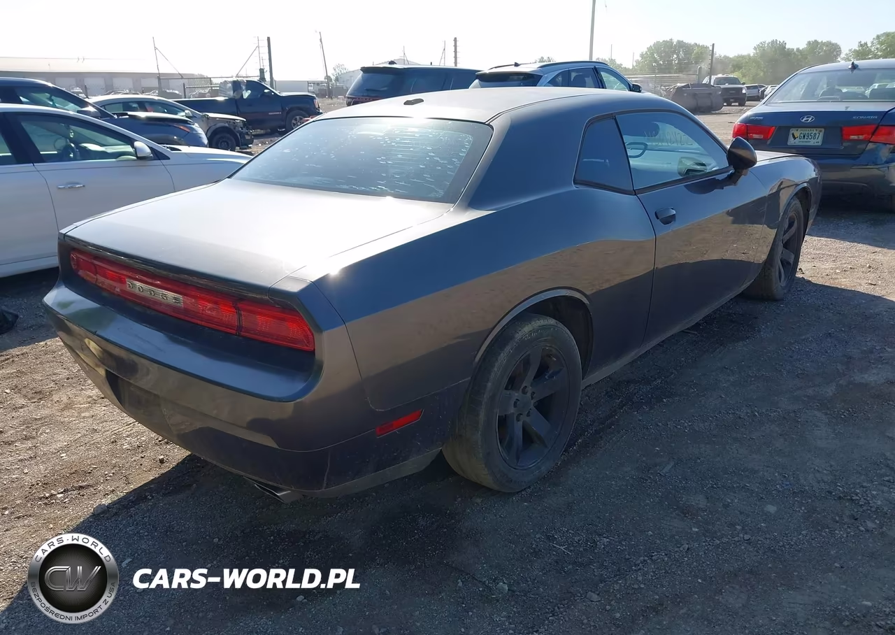 2013 Dodge Challenger Sxt VIN:2C3CDYAG3DH561956 - 4