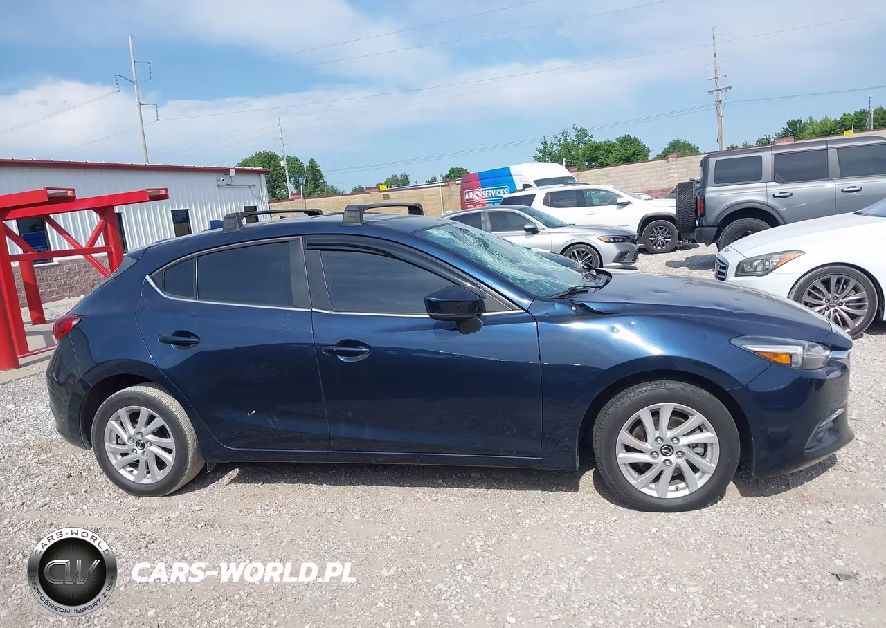 2018 Mazda Mazda3 Grand Touring VIN:3MZBN1M37JM270097 - 13