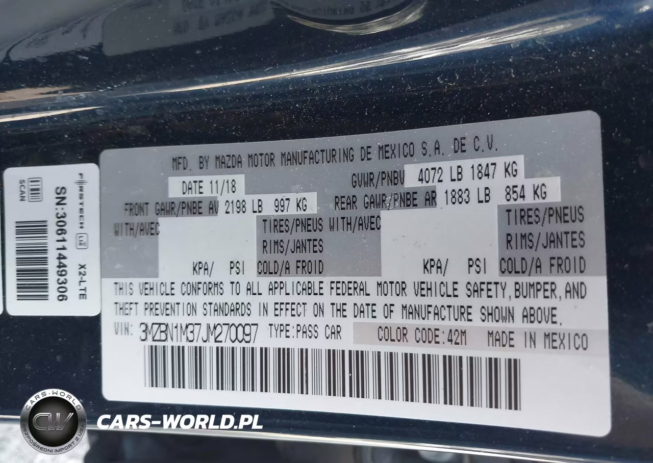 2018 Mazda Mazda3 Grand Touring VIN:3MZBN1M37JM270097 - 9