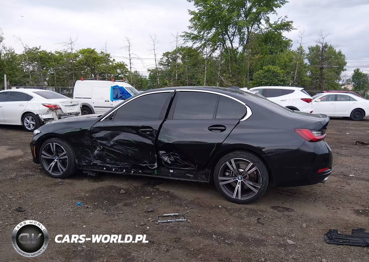 2024 BMW 330I xDrive VIN:3MW89FF03R8E17308 - 14