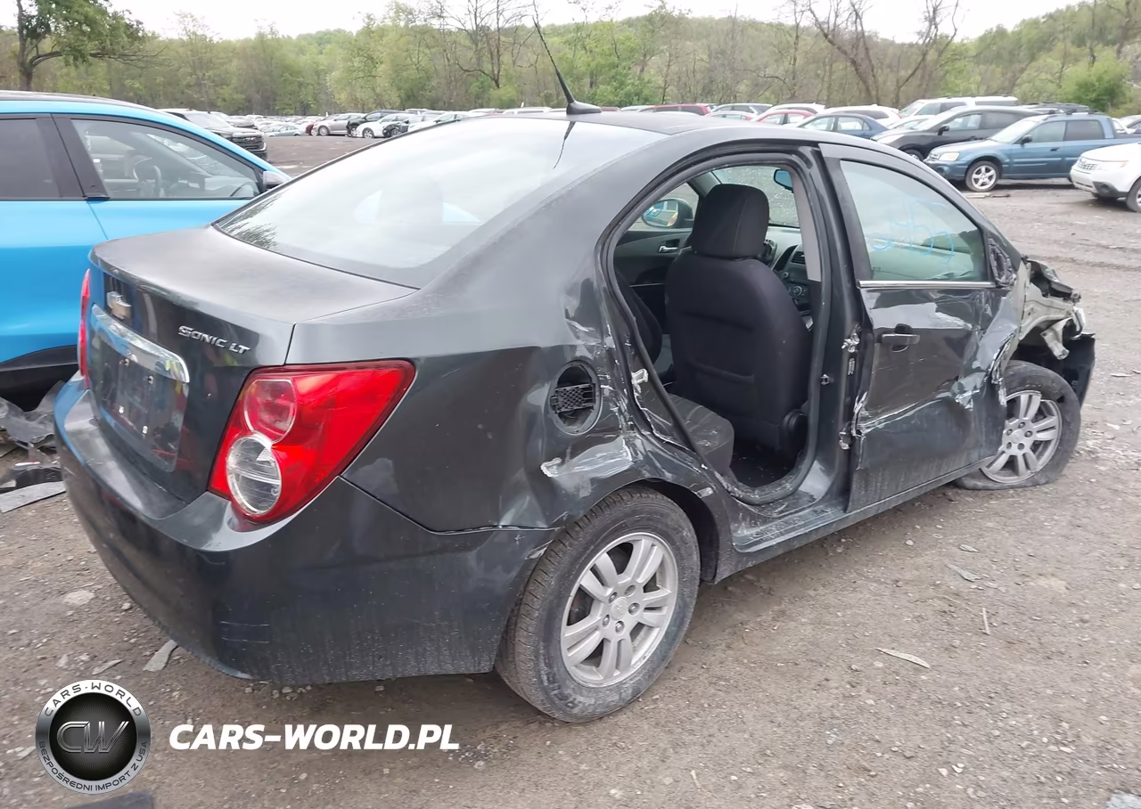 2014 Chevrolet Sonic Lt Auto VIN:1G1JC5SH1E4217657 - 4