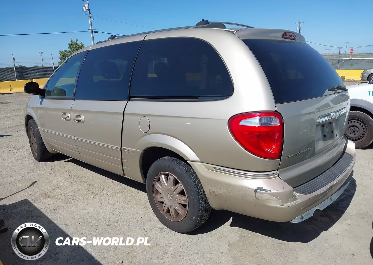 2005 Chrysler Town & Country Limited VIN:2C4GP64L35R170741 - 3