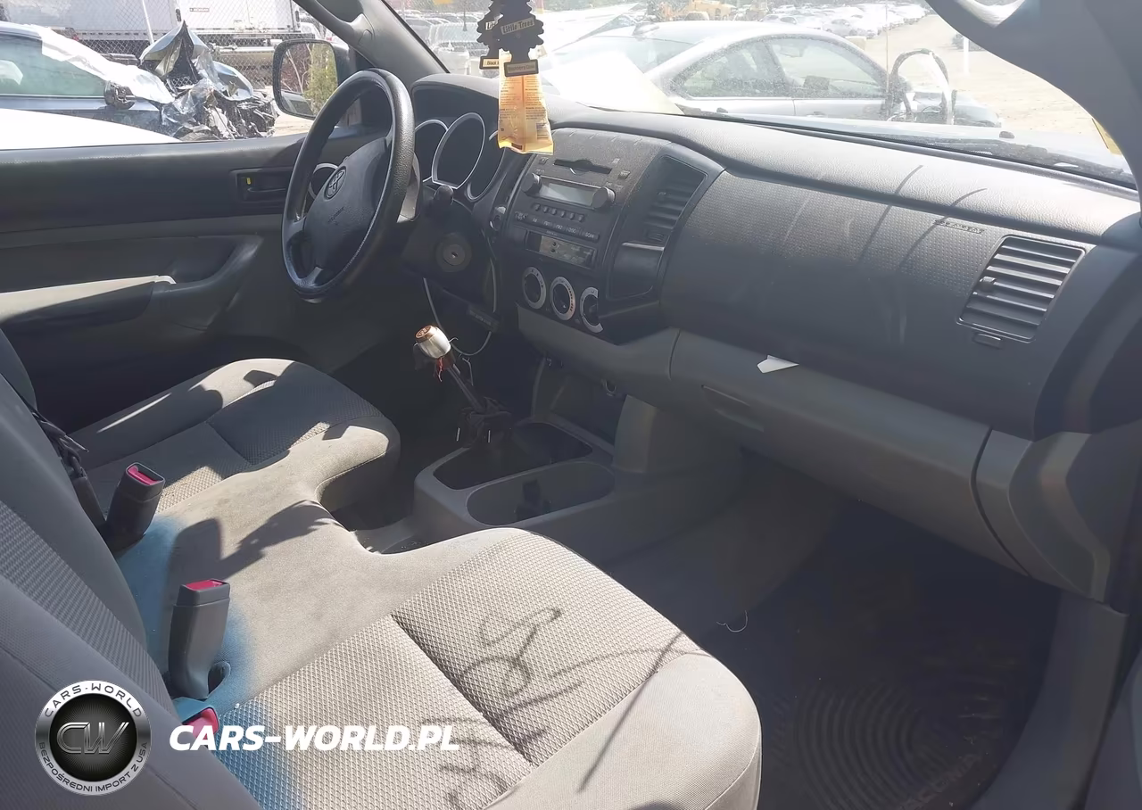 2007 Toyota Tacoma VIN:5TEPX42N27Z331196 - 5