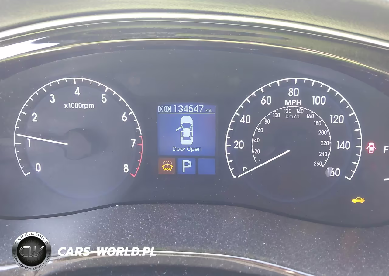 2014 Hyundai Genesis 3.8 VIN:KMHGC4DD8EU263679 - 15