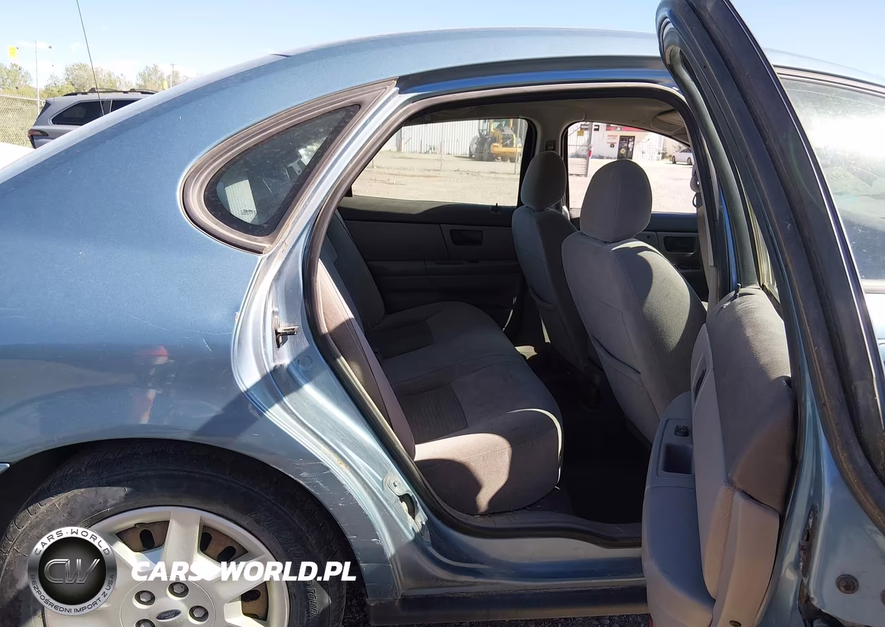 2007 Ford Taurus Se VIN:1FAFP53U07A212523 - 8