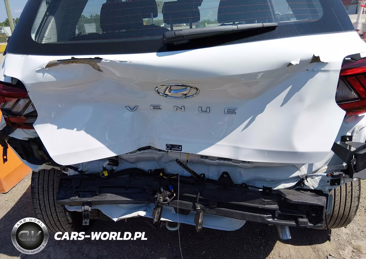 2026 Hyundai Venue Sel W-Two-Tone Roof VIN:KMHRC8A36TU419324 - 6