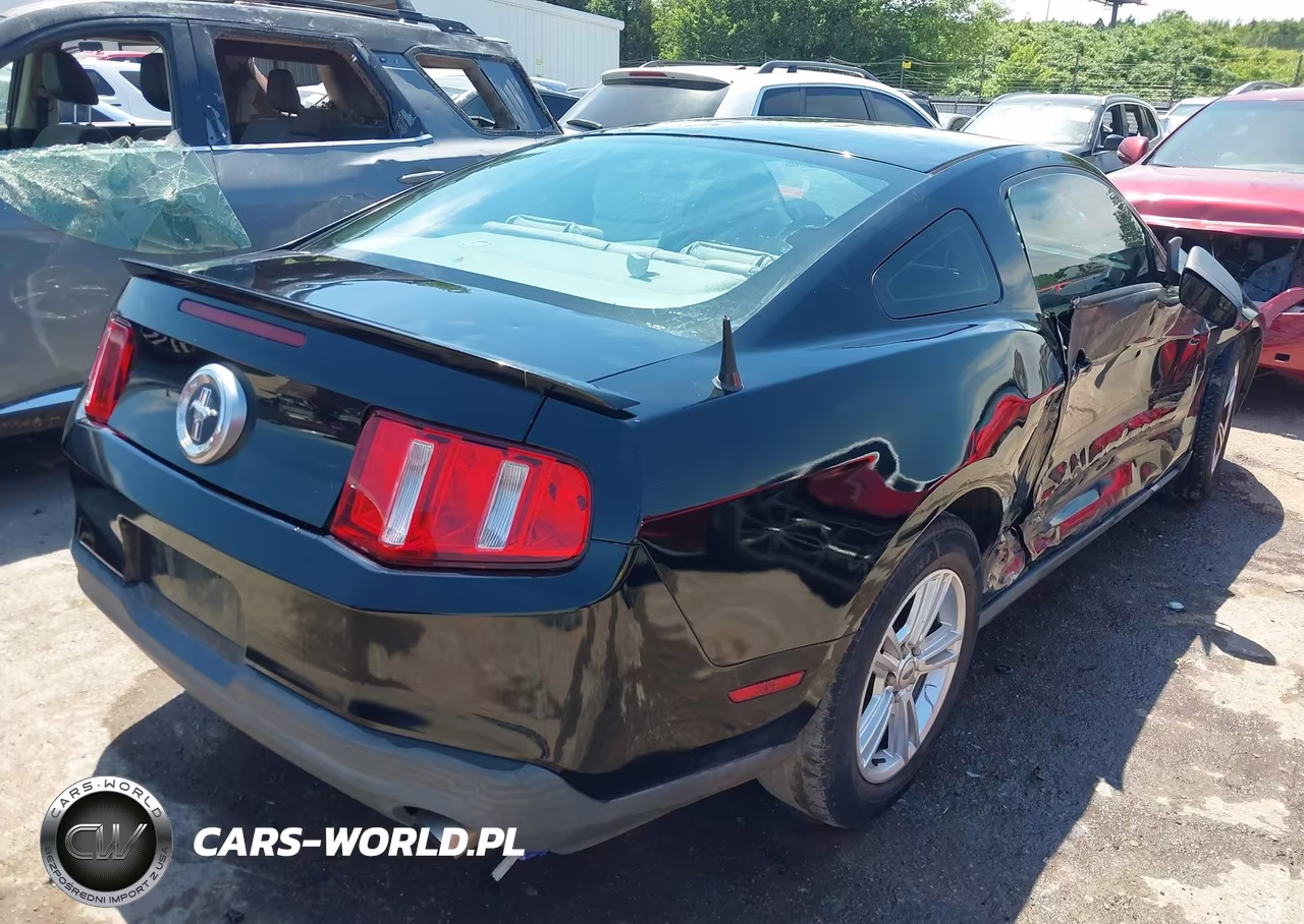 2011 Ford Mustang V6 VIN:1ZVBP8AM8B5153541 - 4