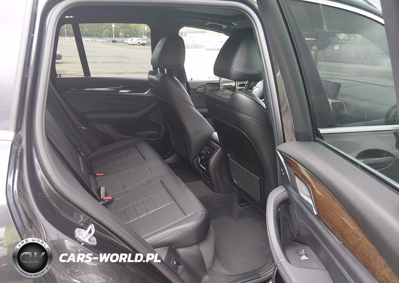 2019 BMW X3 xDrive30I VIN:5UXTR9C55KLD93723 - 8