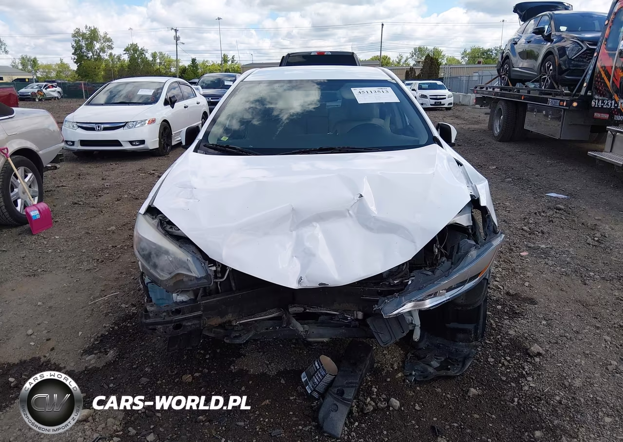 2015 Toyota Corolla Le VIN:2T1BURHE8FC458904 - 13