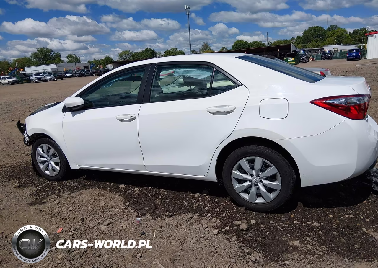 2015 Toyota Corolla Le VIN:2T1BURHE8FC458904 - 15