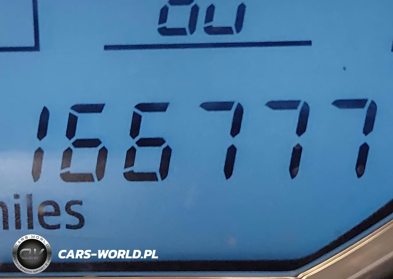 2015 Toyota Corolla Le VIN:2T1BURHE8FC458904 - 16
