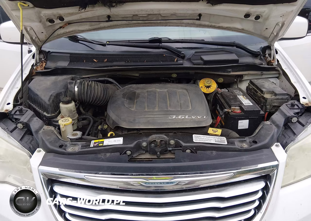 2014 Chrysler Town & Country Touring VIN:2C4RC1BG3ER438300 - 10