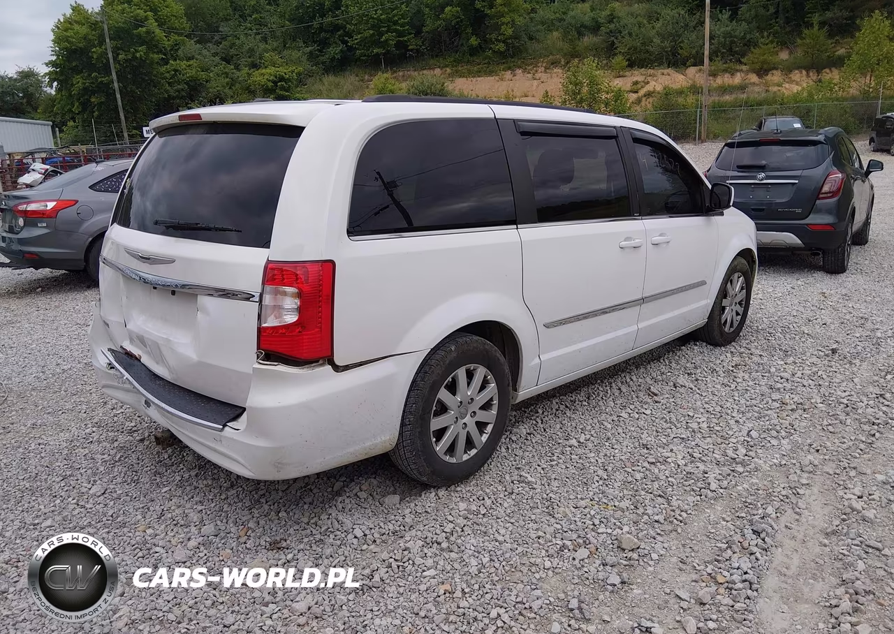 2014 Chrysler Town & Country Touring VIN:2C4RC1BG3ER438300 - 4