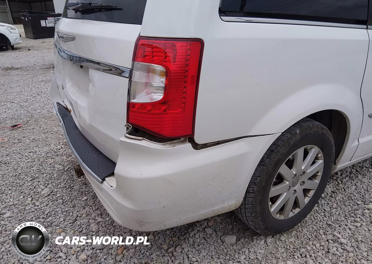 2014 Chrysler Town & Country Touring VIN:2C4RC1BG3ER438300 - 6