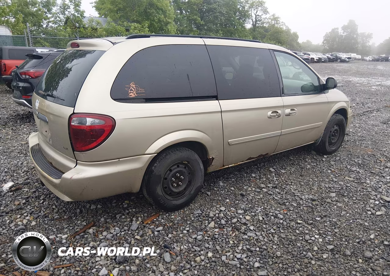 2007 Chrysler Town & Country Lx VIN:2A4GP44R97R242614 - 4