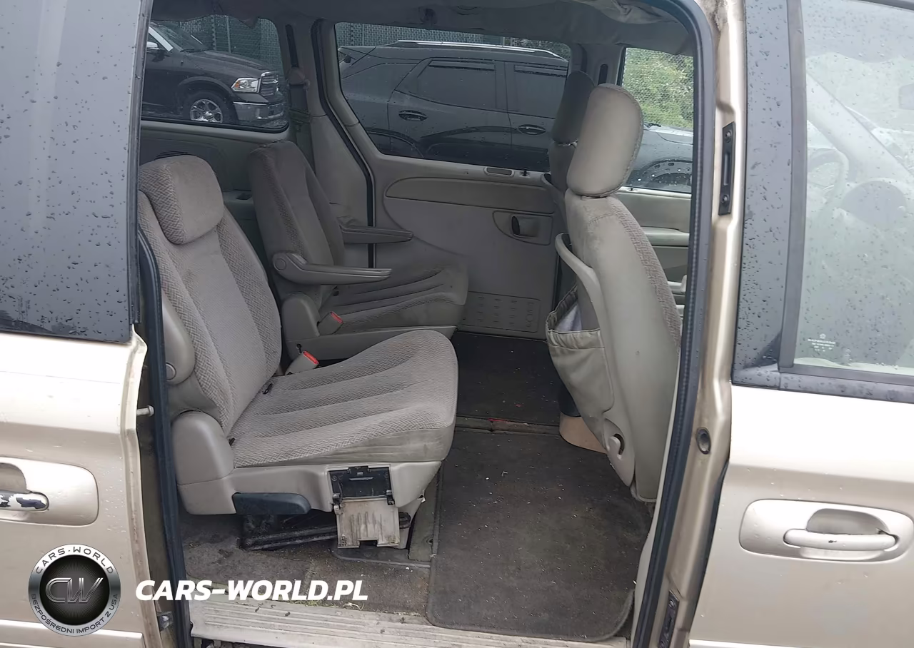 2007 Chrysler Town & Country Lx VIN:2A4GP44R97R242614 - 8