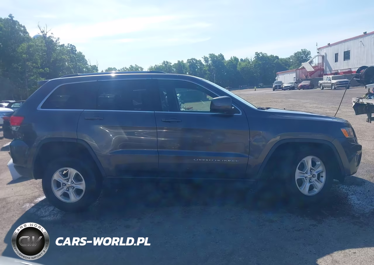 2016 Jeep Grand Cherokee Laredo VIN:1C4RJFAG0GC390108 - 13