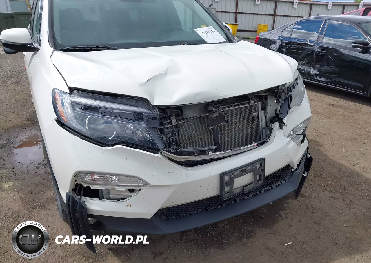 2016 Honda Pilot Touring VIN:5FNYF6H90GB030473 - 6