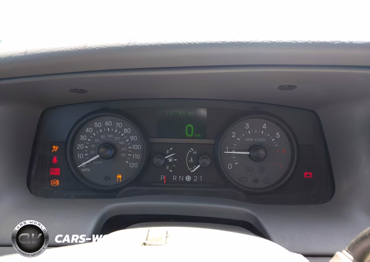 2008 Mercury Grand Marquis Ls VIN:2MEFM75V28X600204 - 7