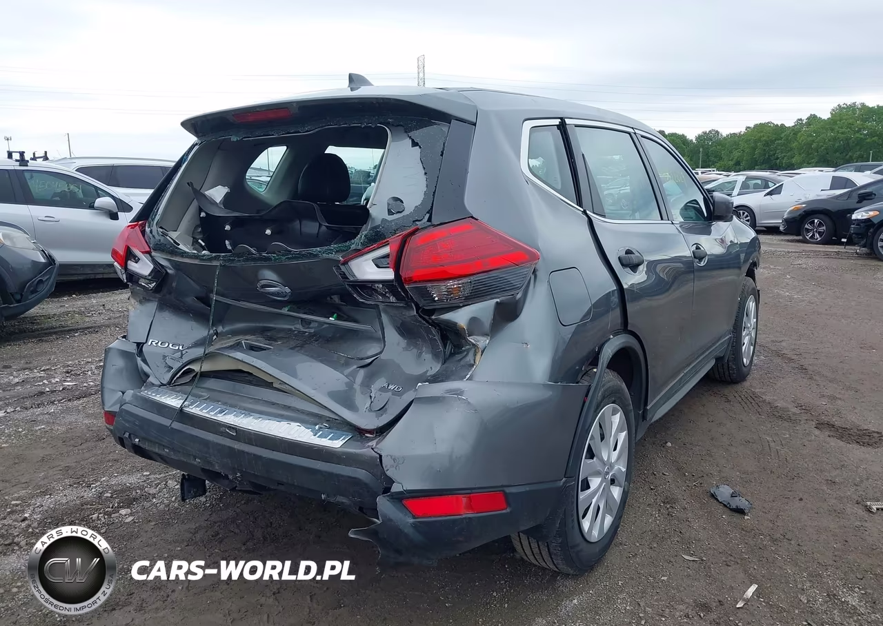 2017 Nissan Rogue S VIN:5N1AT2MV6HC884741 - 4