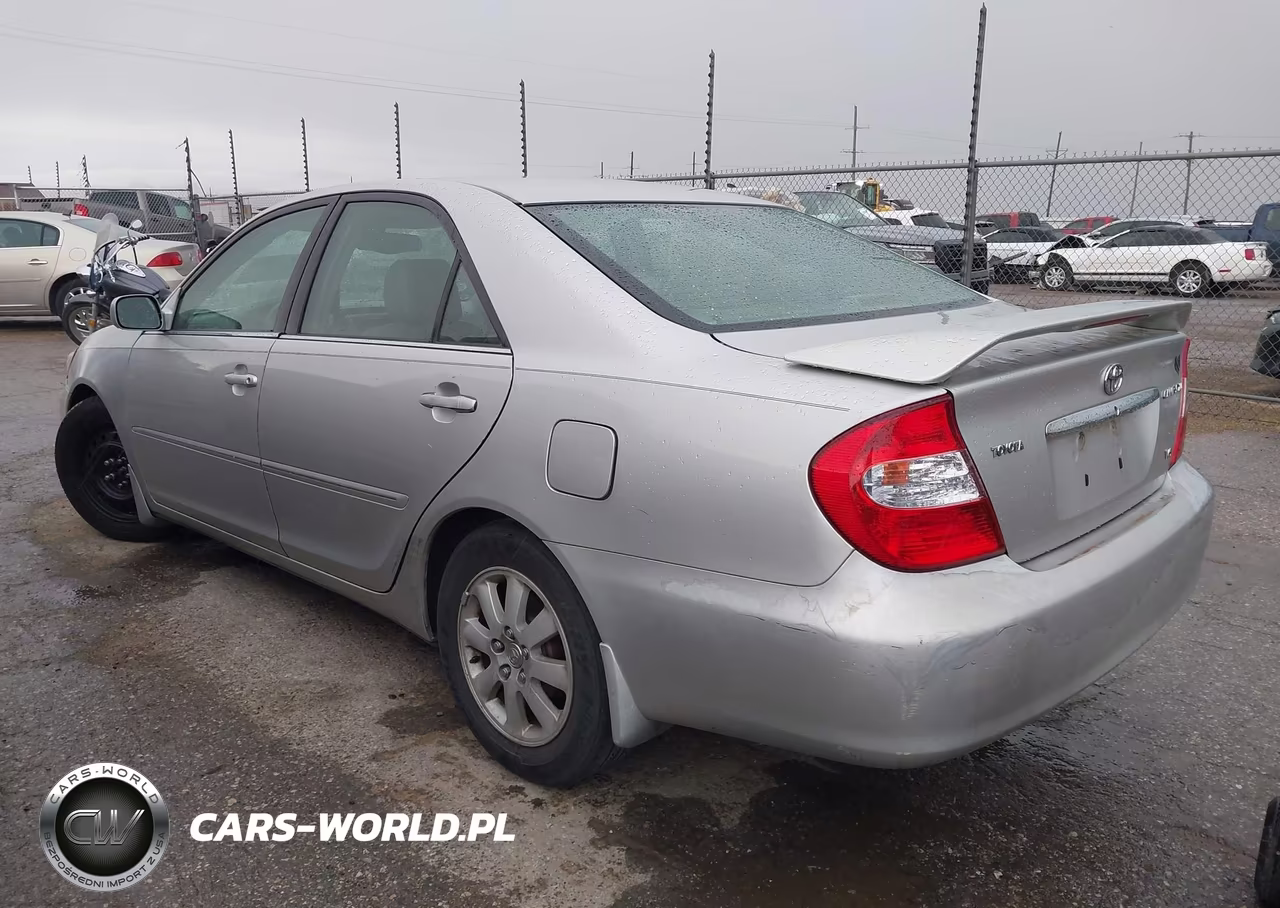 2003 Toyota Camry Xle V6 VIN:4T1BF30K23U554241 - 3