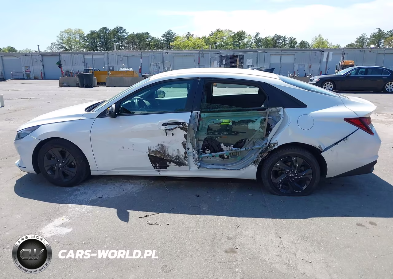 2022 Hyundai Elantra Sel VIN:5NPLM4AG5NH072990 - 6
