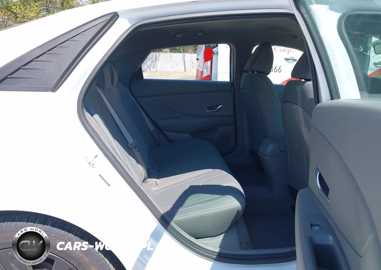 2022 Hyundai Elantra Sel VIN:5NPLM4AG5NH072990 - 8