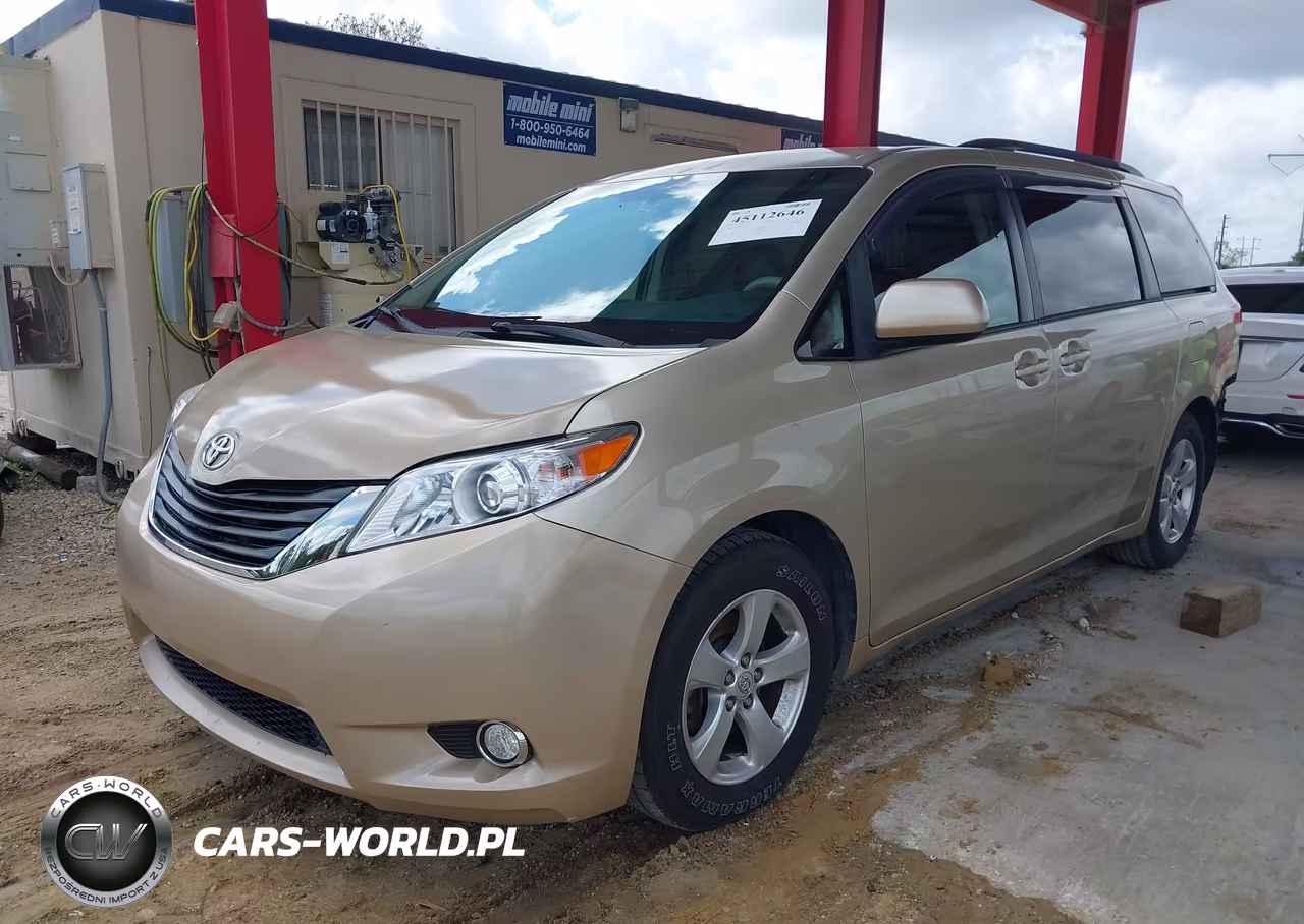 2013 Toyota Sienna Le V6 8 Passenger VIN:5TDKK3DCXDS336458 - 2