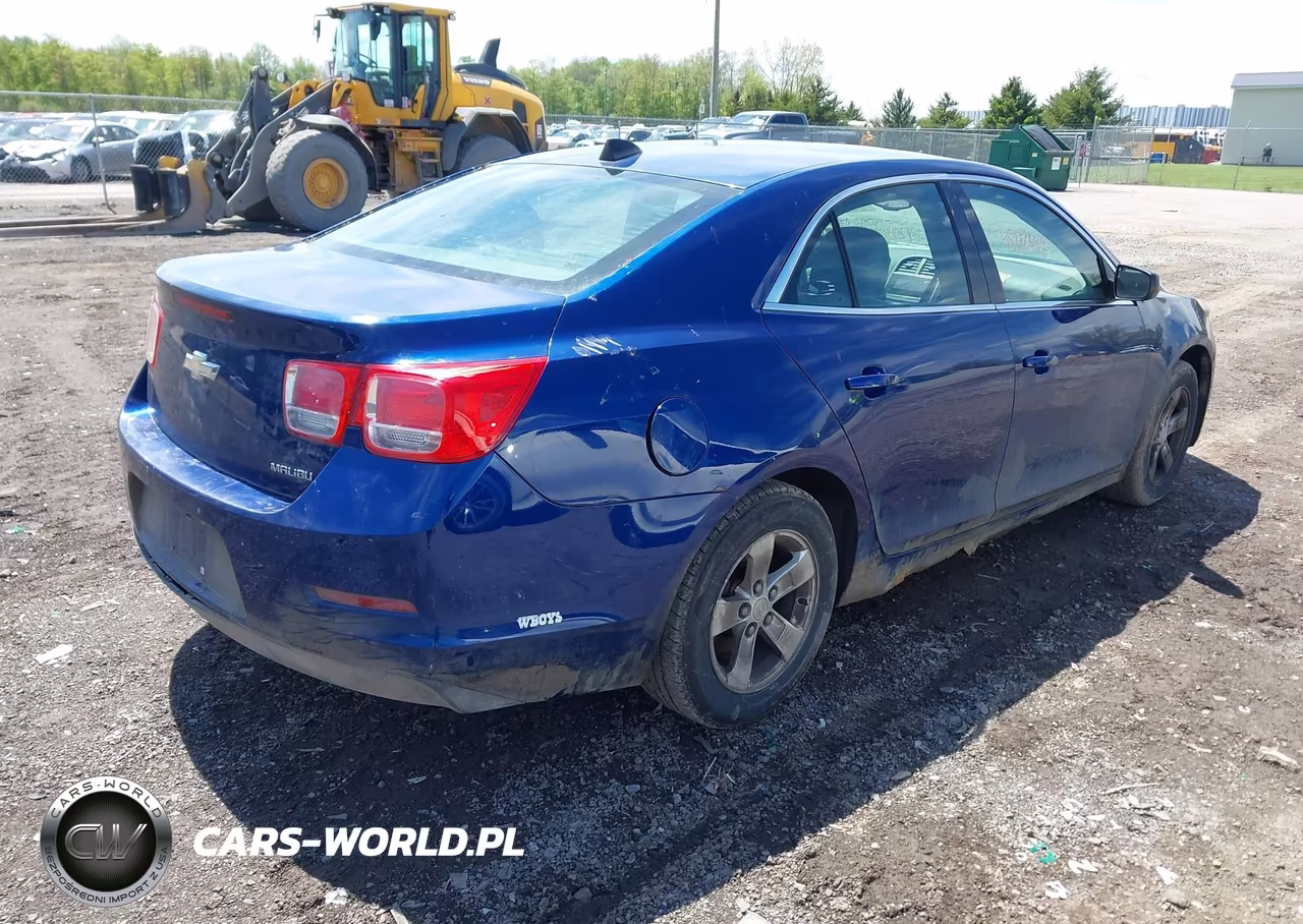 2013 Chevrolet Malibu 1Ls VIN:1G11B5SA4DU116942 - 4