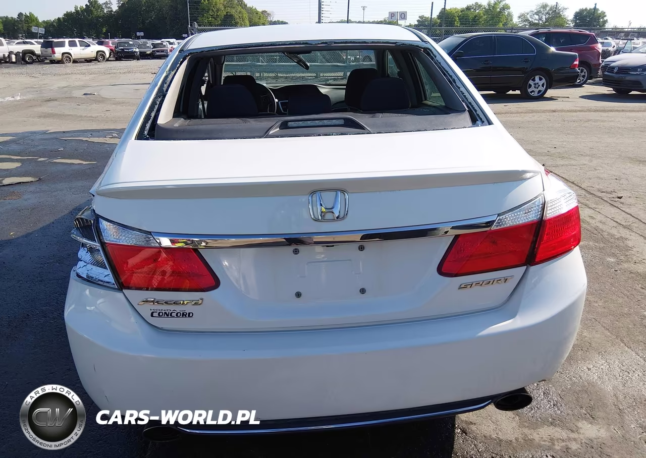 2015 Honda Accord Sport VIN:1HGCR2F54FA176541 - 16