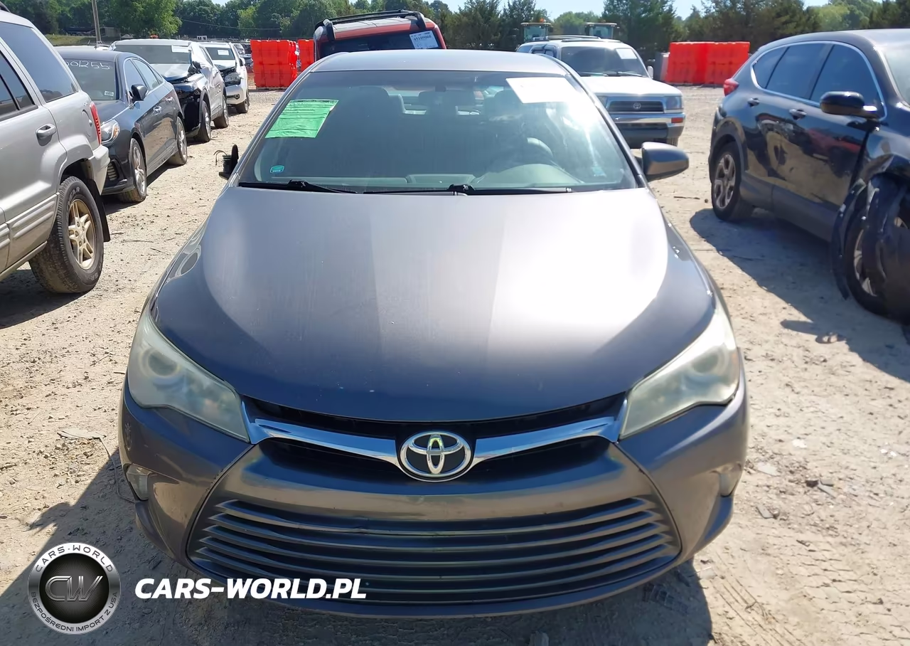 2015 Toyota Camry Le VIN:4T1BF1FKXFU904490 - 13