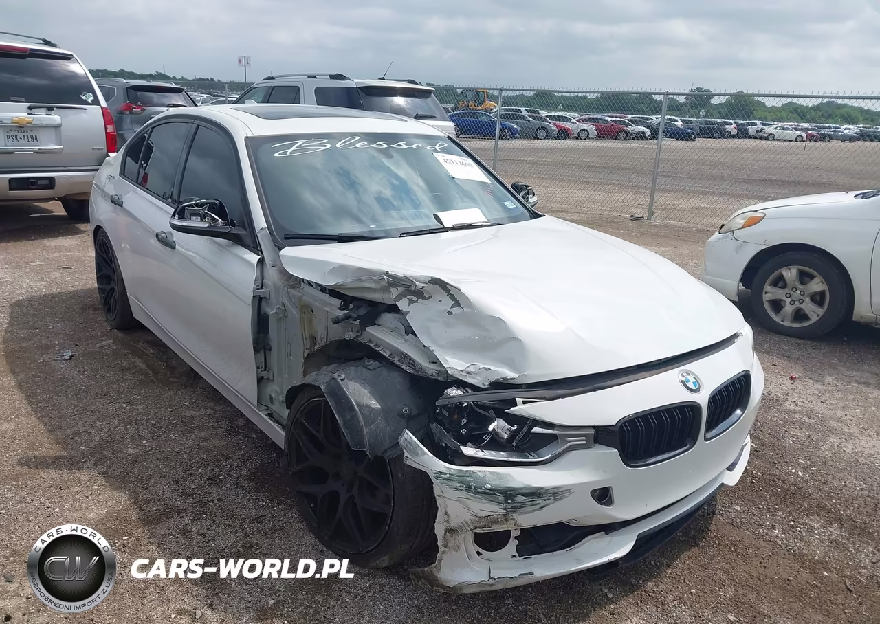 2014 BMW 335I – zdjęcie 1 z 17