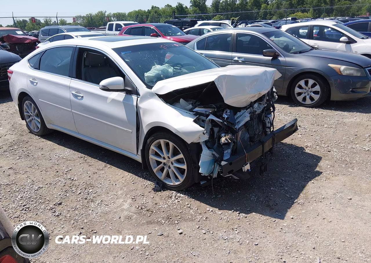 2013 Toyota Avalon Limited – zdjęcie 1 z 17