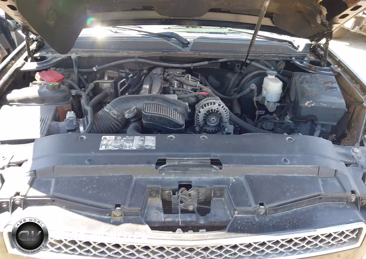 2011 Chevrolet Suburban 1500 Ltz VIN:1GNSCKE09BR382636 - 10