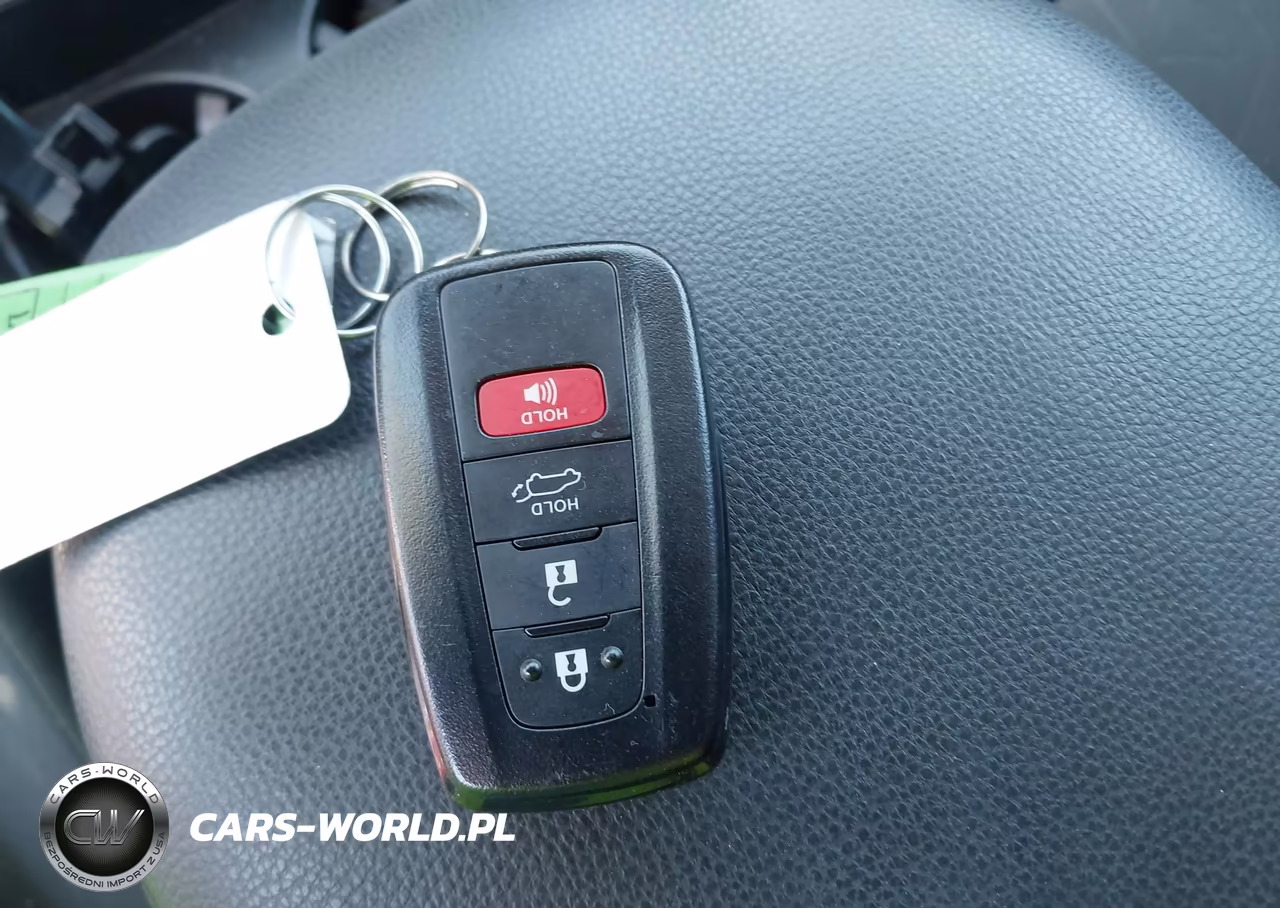 2021 Toyota Rav4 Hybrid Xle VIN:4T3RWRFV4MU018080 - 11