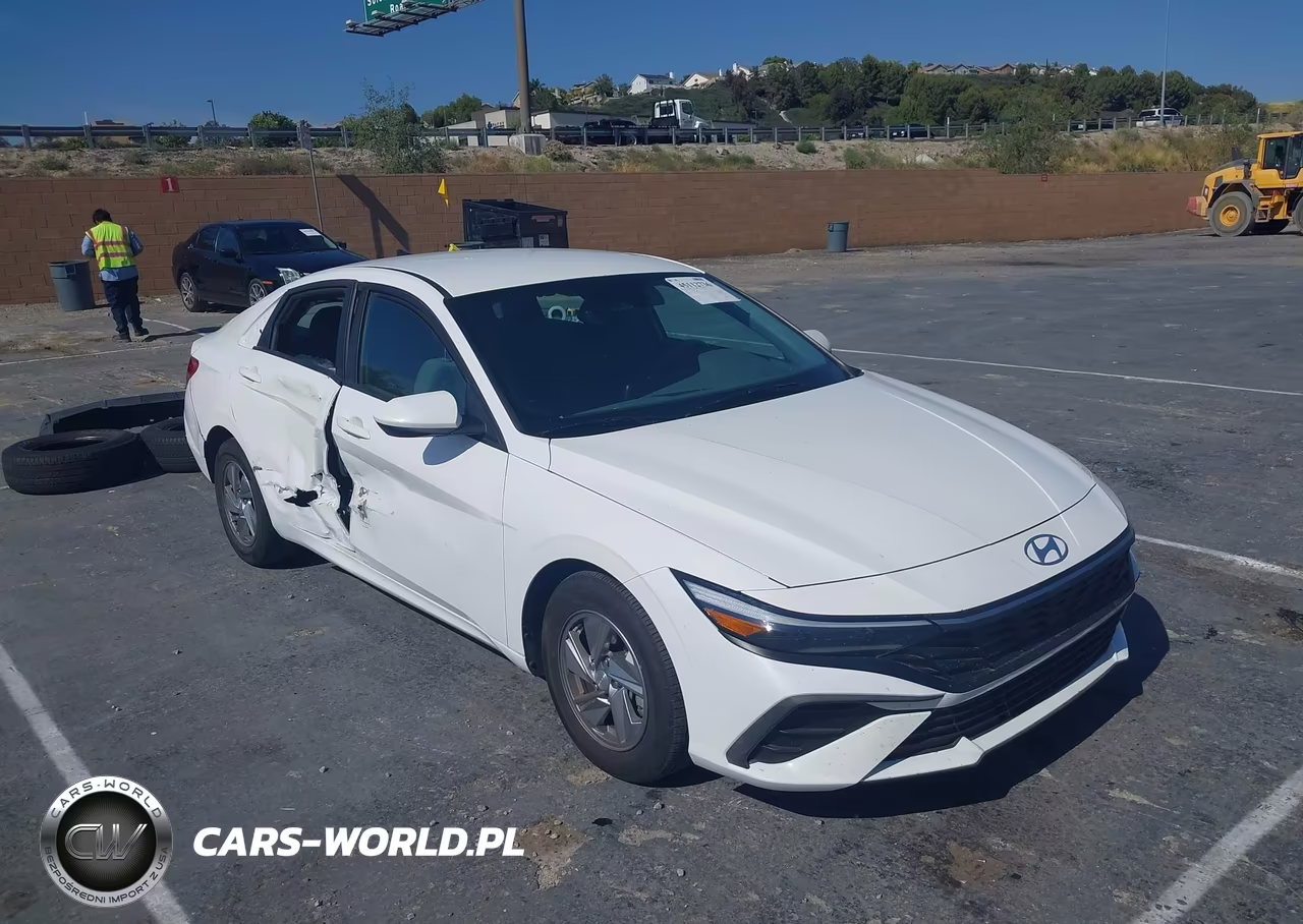 2024 Hyundai Elantra Se – zdjęcie 1 z 21