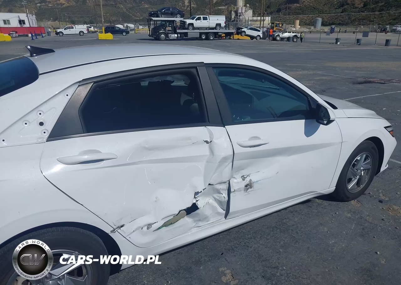2024 Hyundai Elantra Se VIN:KMHLL4DG8RU670903 - 6