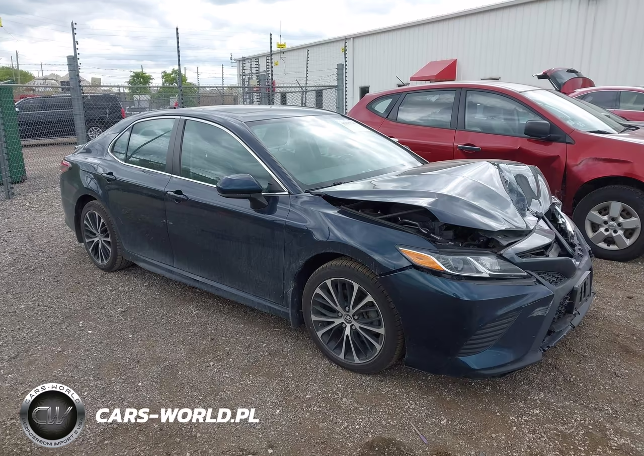 2019 Toyota Camry Se – zdjęcie 1 z 16