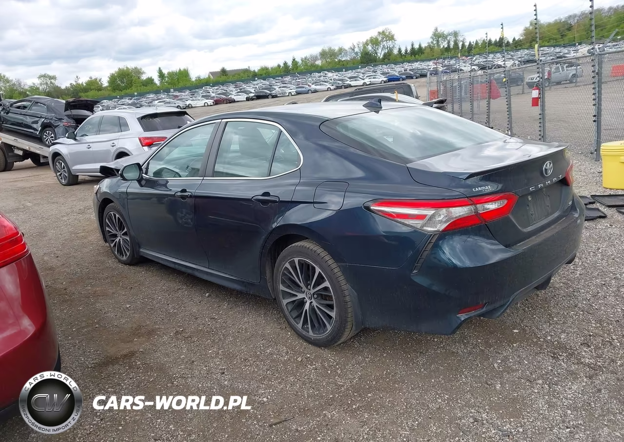 2019 Toyota Camry Se VIN:4T1B11HK6KU741939 - 3