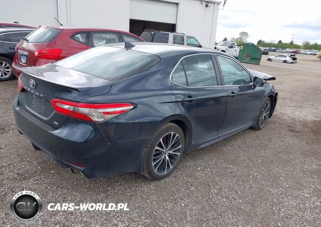 2019 Toyota Camry Se VIN:4T1B11HK6KU741939 - 4