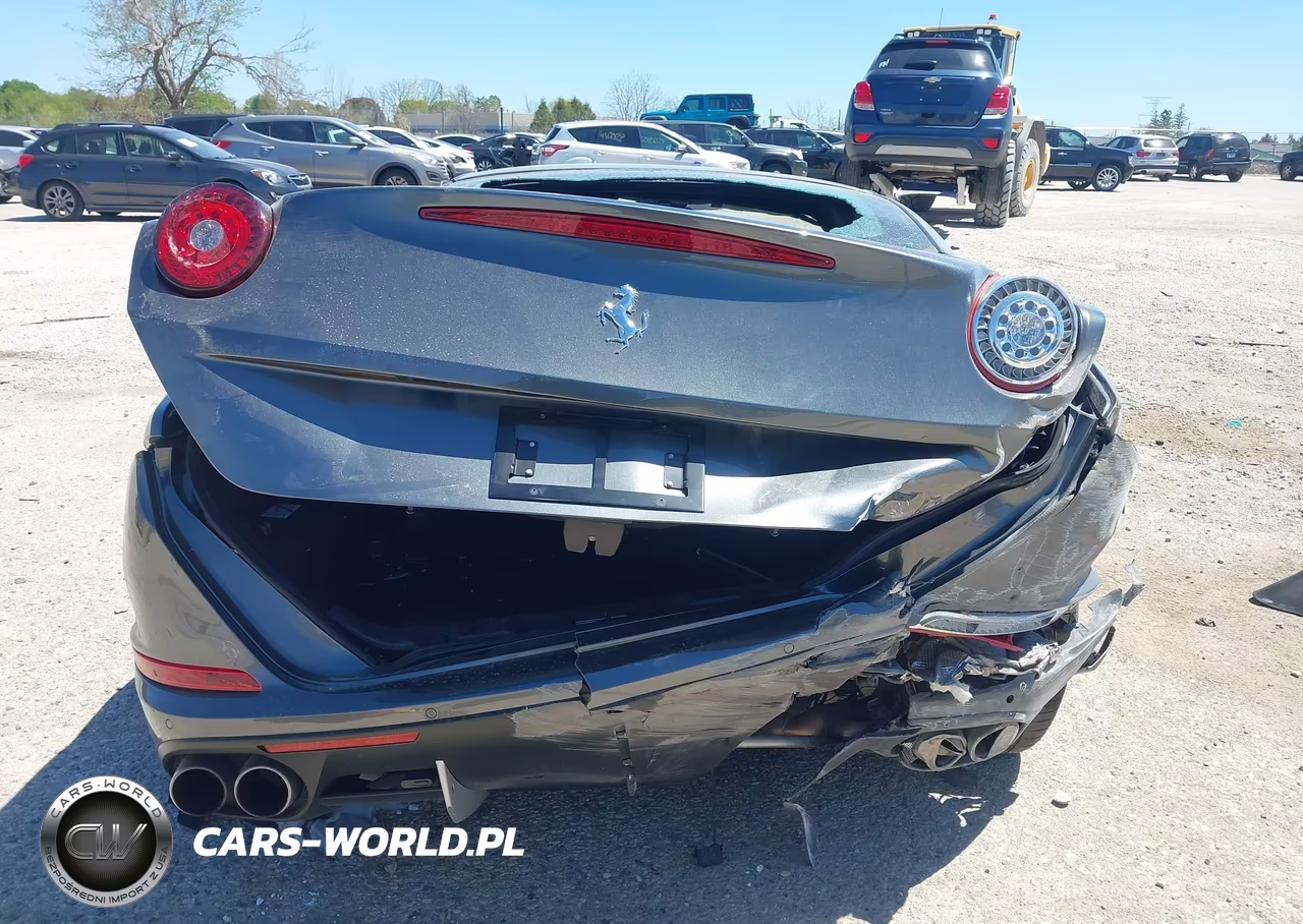 2018 Ferrari California T VIN:ZFF77XJA1J0228747 - 16