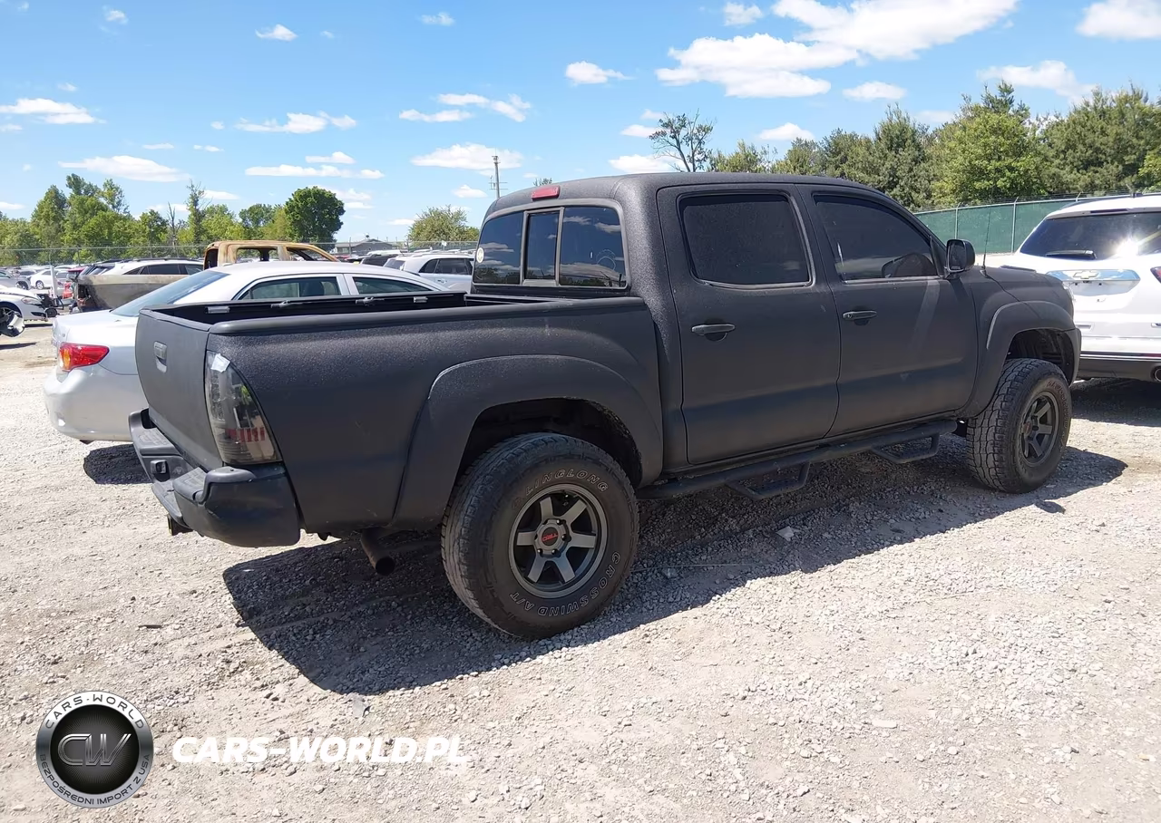 2005 Toyota Tacoma Prerunner V6 VIN:5TEJU62N05Z006375 - 4