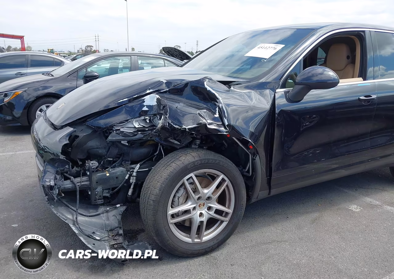 2011 Porsche Cayenne S VIN:WP1AB2A24BLA55402 - 6