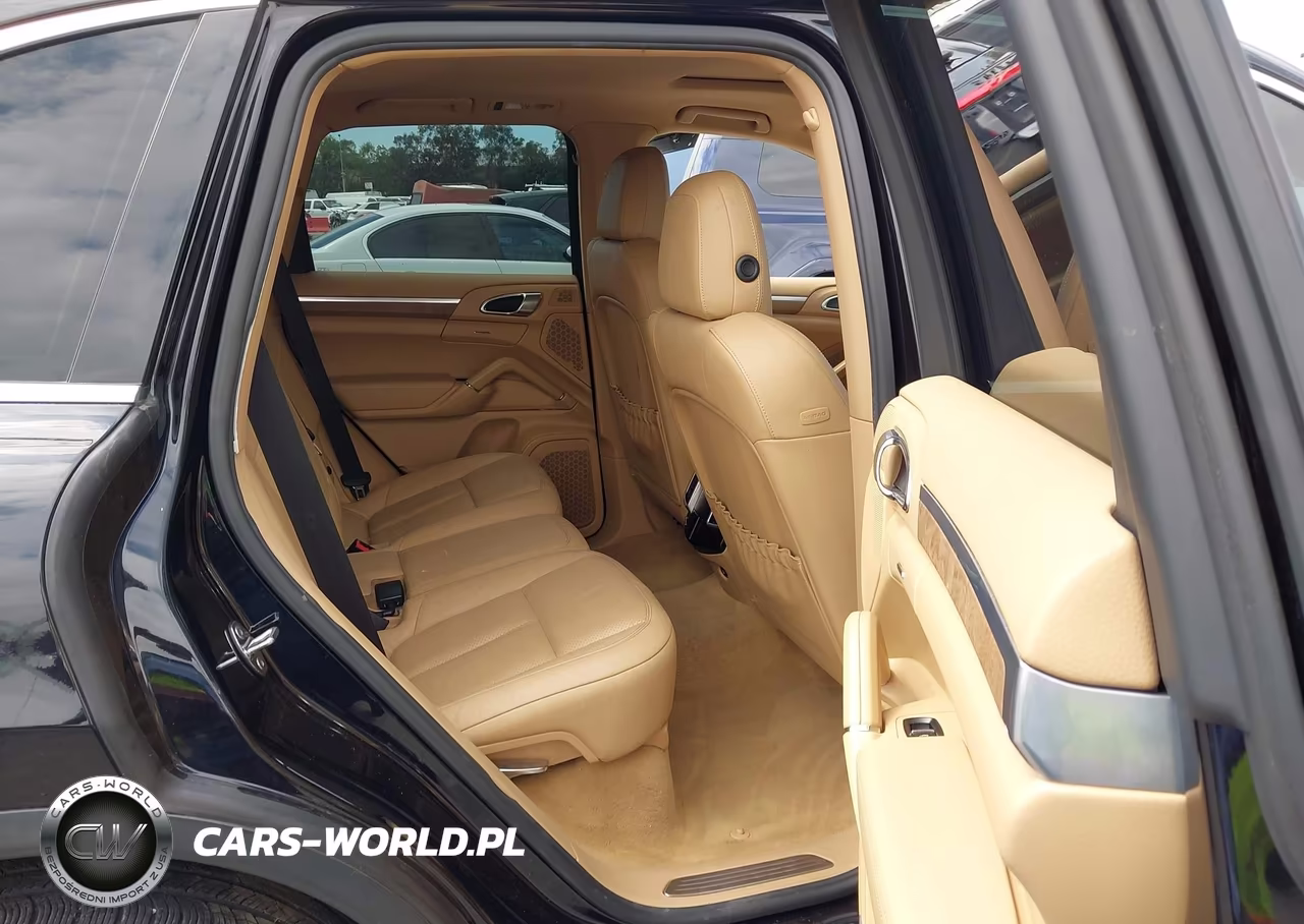 2011 Porsche Cayenne S VIN:WP1AB2A24BLA55402 - 8