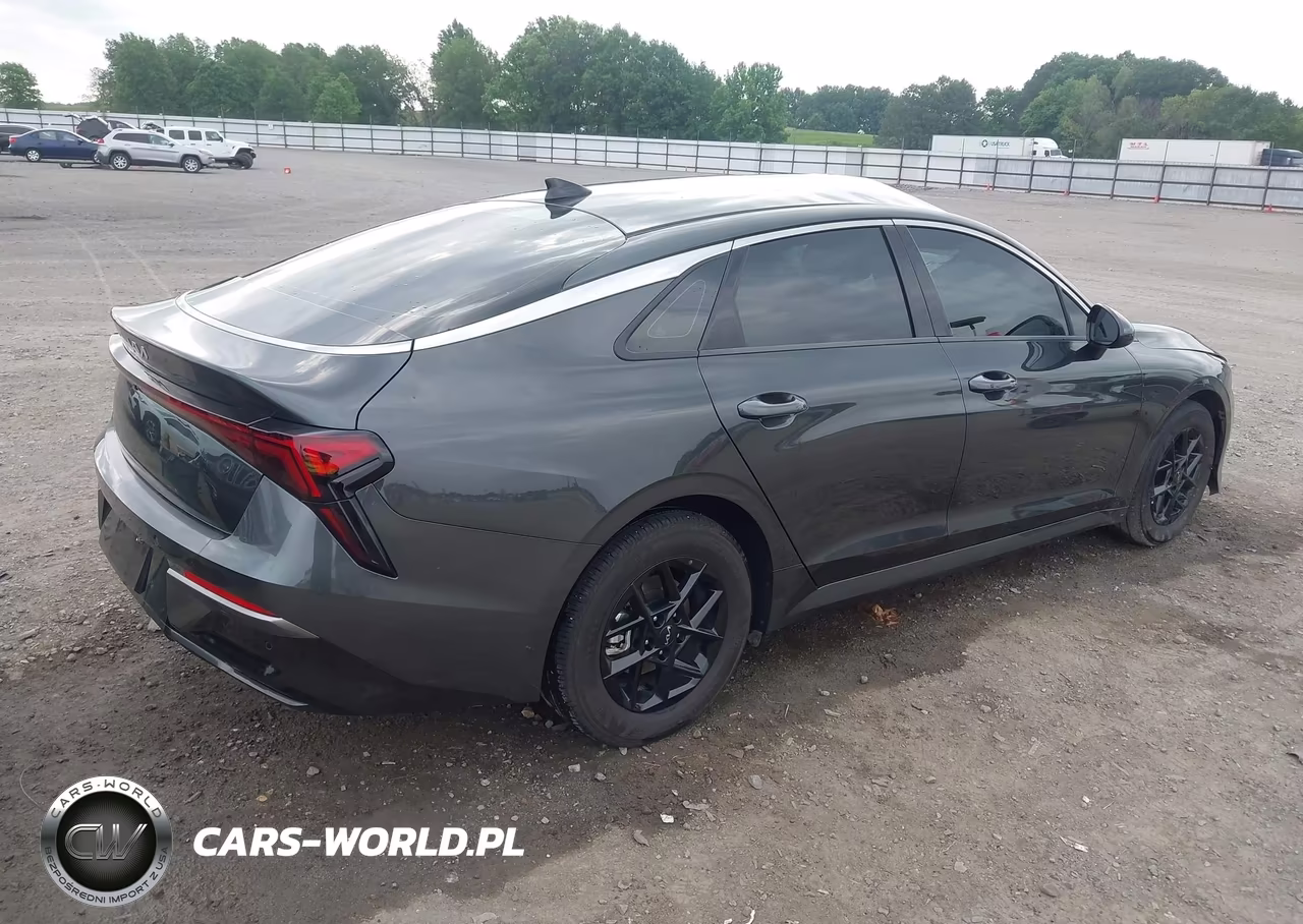 2025 Kia K5 Lxs VIN:KNAG24J78S5368702 - 4