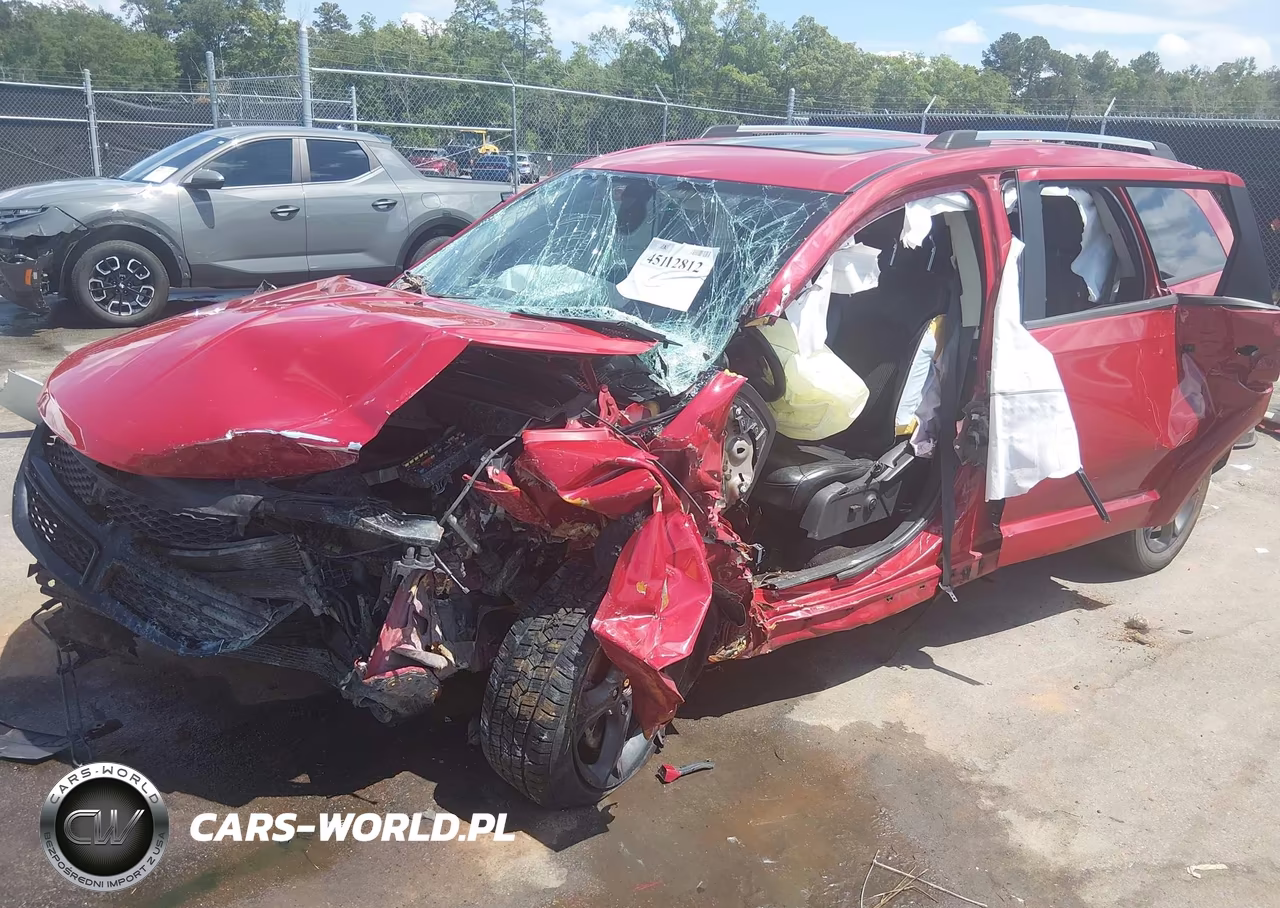 2020 Dodge Journey Crossroad VIN:3C4PDCGB2LT188586 - 2